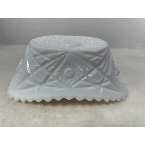 Vintage Kemble Hobstar Milk Glass Relish Candy Dish - Picture 5 of 7